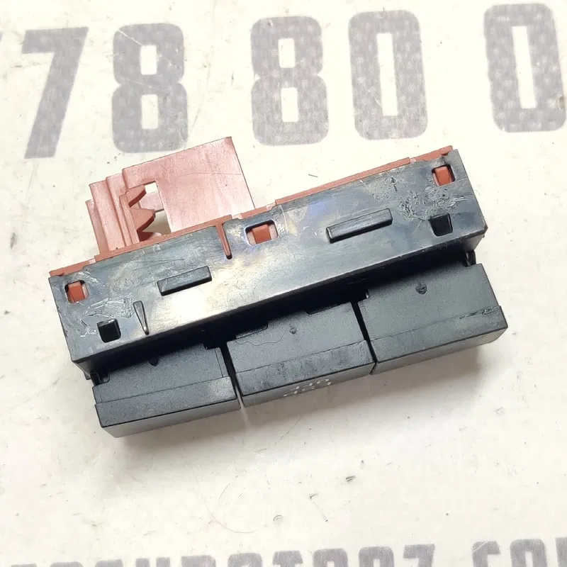 Кнопка ESP Peugeot 407 (04-10) 2.0 Дизель