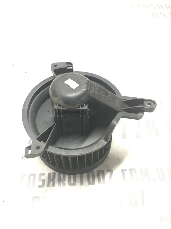 Мотор пічки Citroen Berlingo 1 (96-08) 1.6D 9HW 0306680