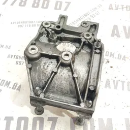 Кронштейн компресора Ford Focus MK2 (04-11) 1.6D 9646719580 фото 3