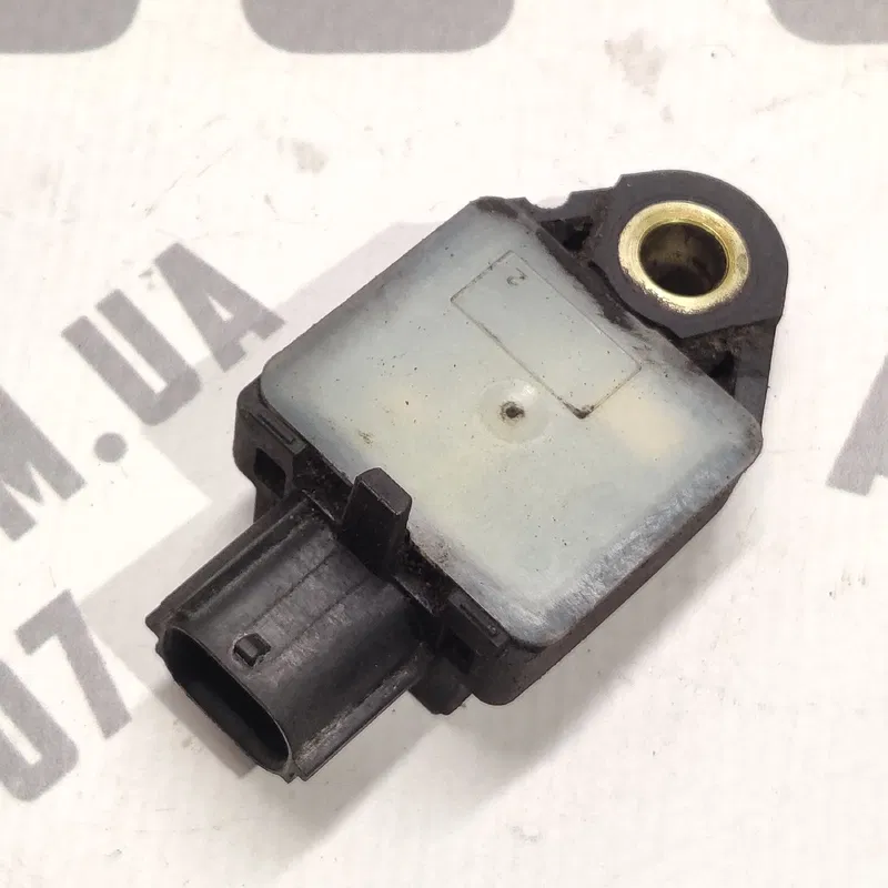 Датчик удару перед. Hyundai Elantra 4 06-11 1.6 959202H100