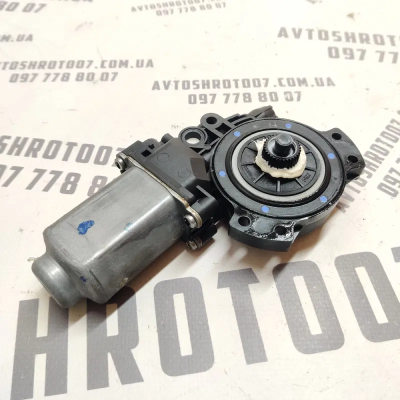 Мотор склопідіймача лів. пер. Hyundai Elantra 4 (06-11) 1.6