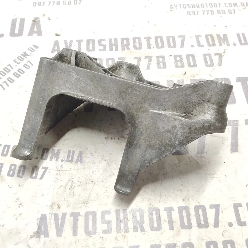 Кронштейн МКПП Peugeot 407 (04-11) 2.0D 326c27l