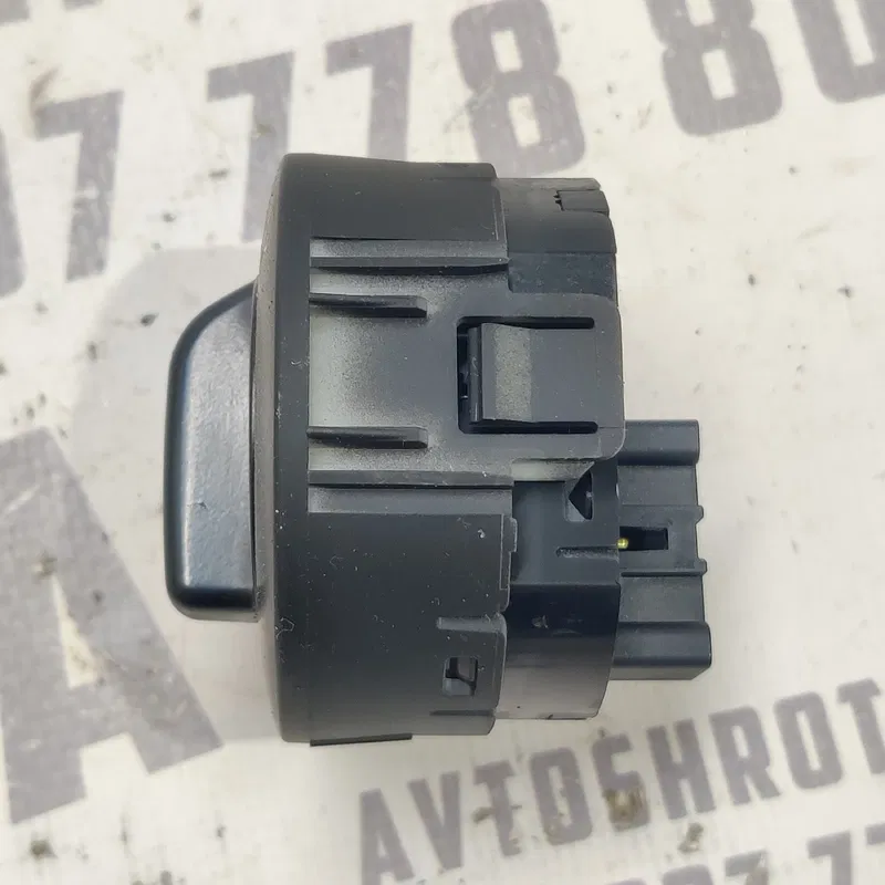 Блок керування повним приводом Nissan X-Trail T30 01-07 2.5