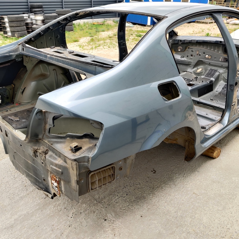 Четверть задня права Peugeot 407 (04-11) 2.0 дизель