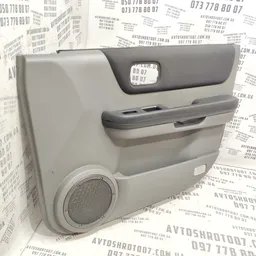 Карта дверна передня права Nissan X-Trail T30 (01-07) 2.5