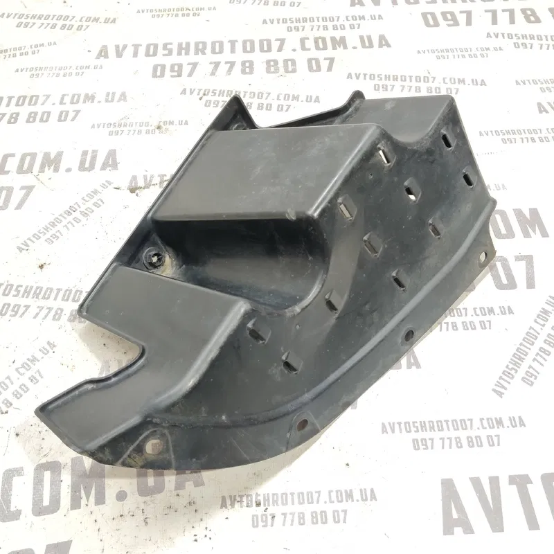 Накладка бампера Kia Sorento 2 86690C5000