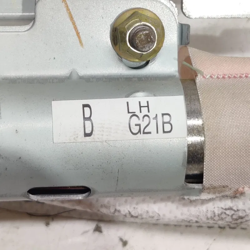 Подушка безпеки шторка ліва Mazda 6 GY (02-07) 2.0 бензин