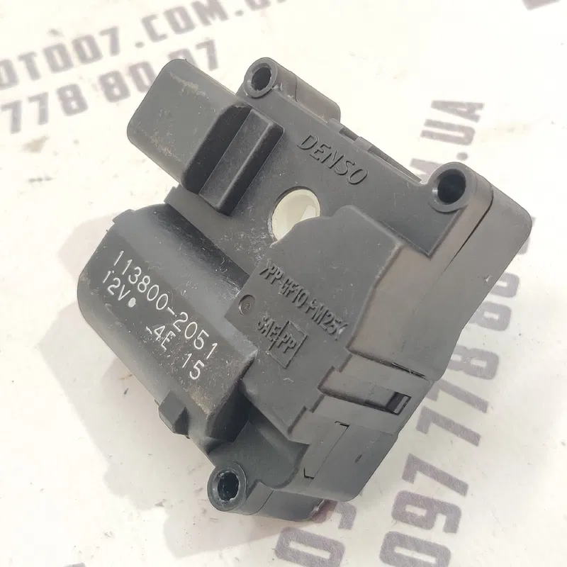 Двигун заслінки пічки Toyota Avensis T25 (03-08) 2.0D 1AD