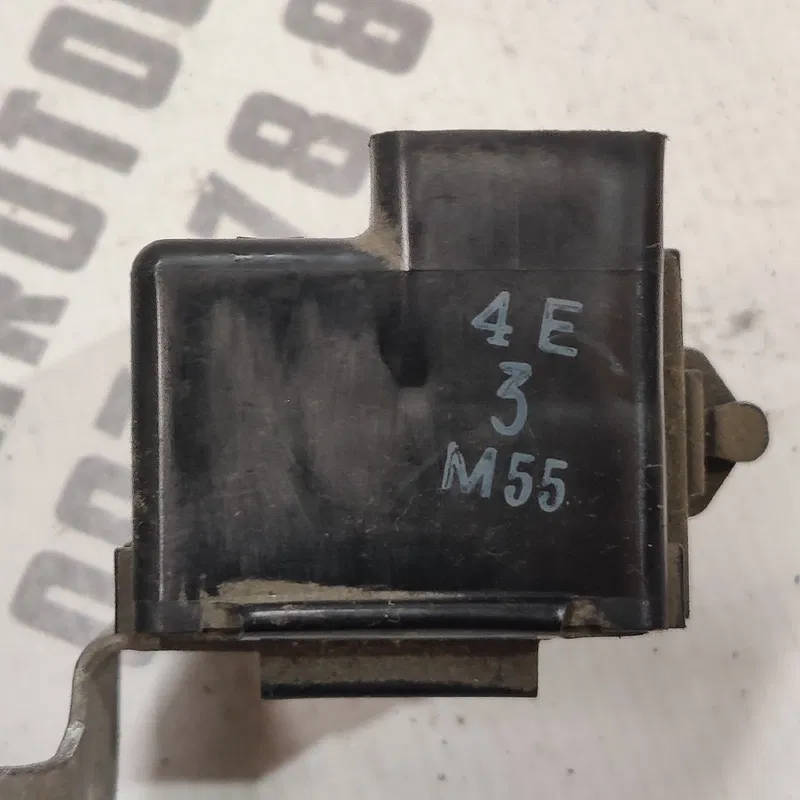 Реле Toyota Avensis T25 (03-08) 2.0 Дизель 8665013010
