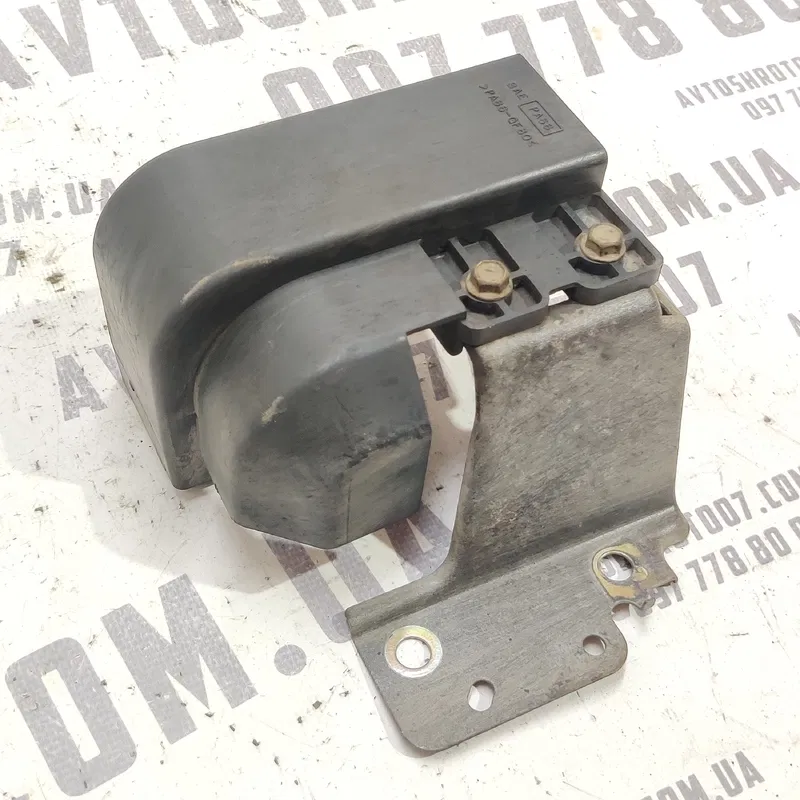 Кронштейн Mazda 6 GY (02-07) 2.0 Бензин