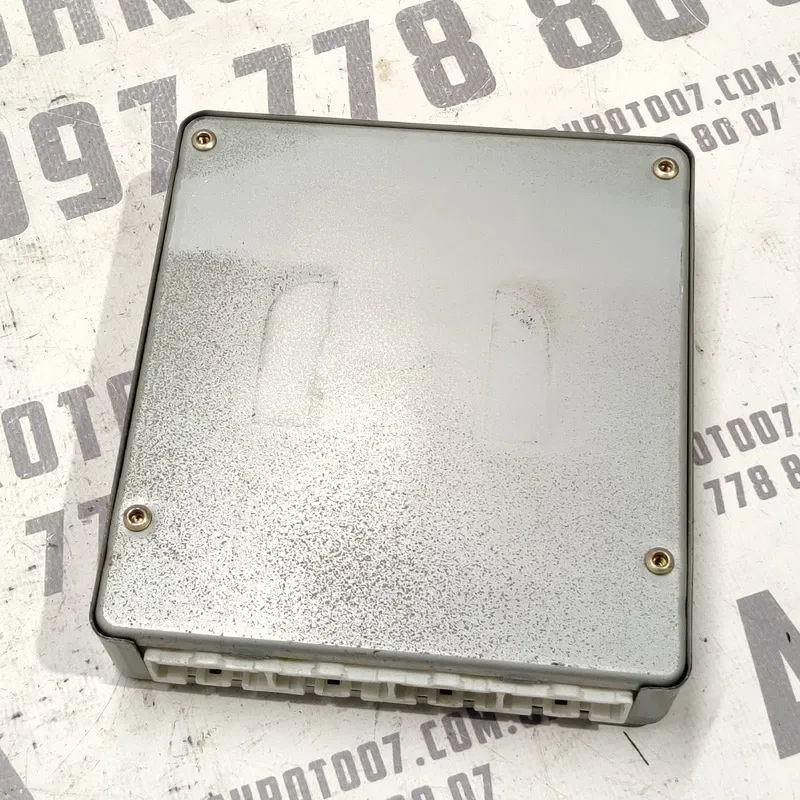 ЕБУ двигуна Mazda 6 GY (02-08) 2.0 бензин E6T52478H