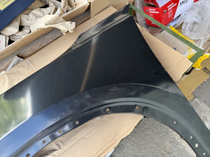 Крило переднє Mazda CX-9 TB