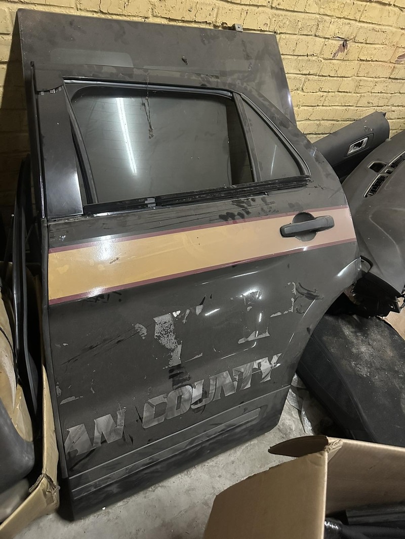 Двері Ford Explorer 5