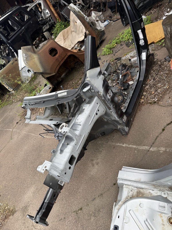 Четверть Jeep Cherokee KL