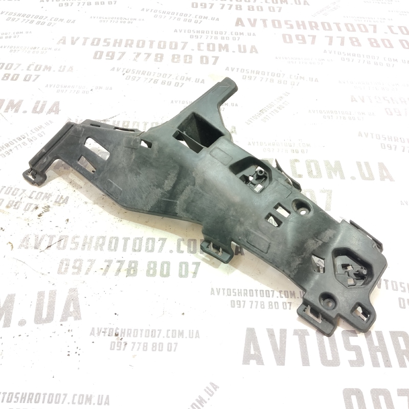 Кронштейн бампера Volvo S60 III 18- 2.0Б пер лів 31455652