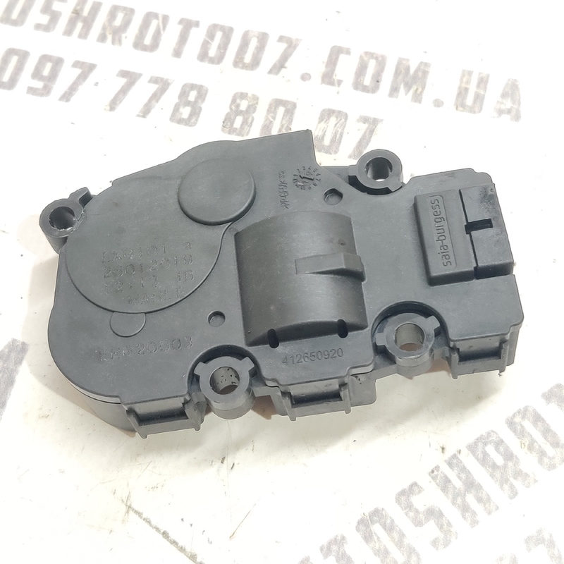 Двигун заслінки пічки Volvo S60 III (19-) 2.0Б OEM 412650920