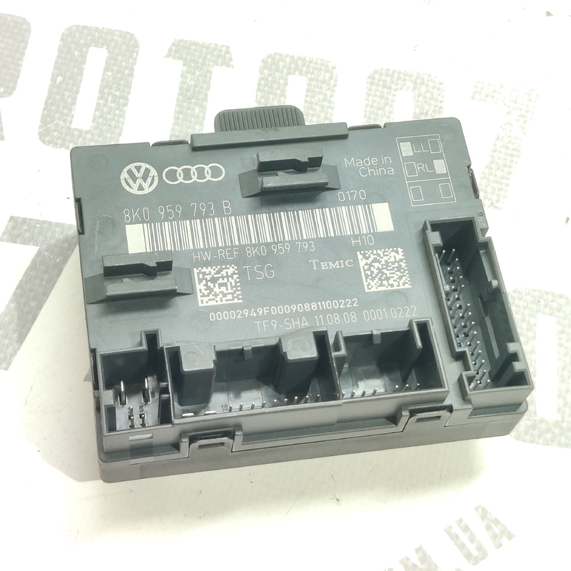 Блок комфорту Audi A4 B8 07-15 2.0D пер лів 8K0959793B