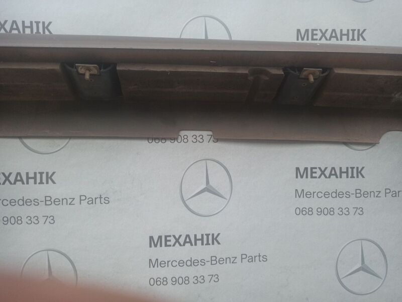 Бампер Mercedes-Benz E-Class W124