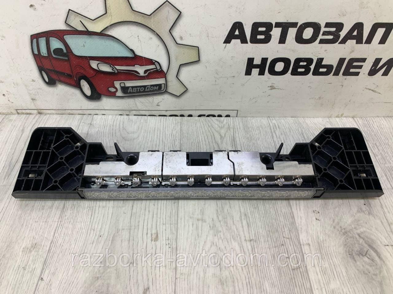 Ліхтар Стоп-сигнал задній на кришку багажника (універсал) Peugeot 407 SW (04-10) OE: 9647734980 фото 2