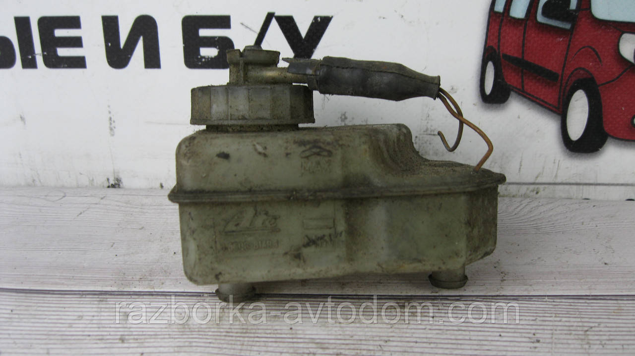 Бачок гальмівної рідини BMW 3 E30 (1982-1994) OE:34311157206, 3.3508-8149.1, 3.3508-8147.1 фото 2