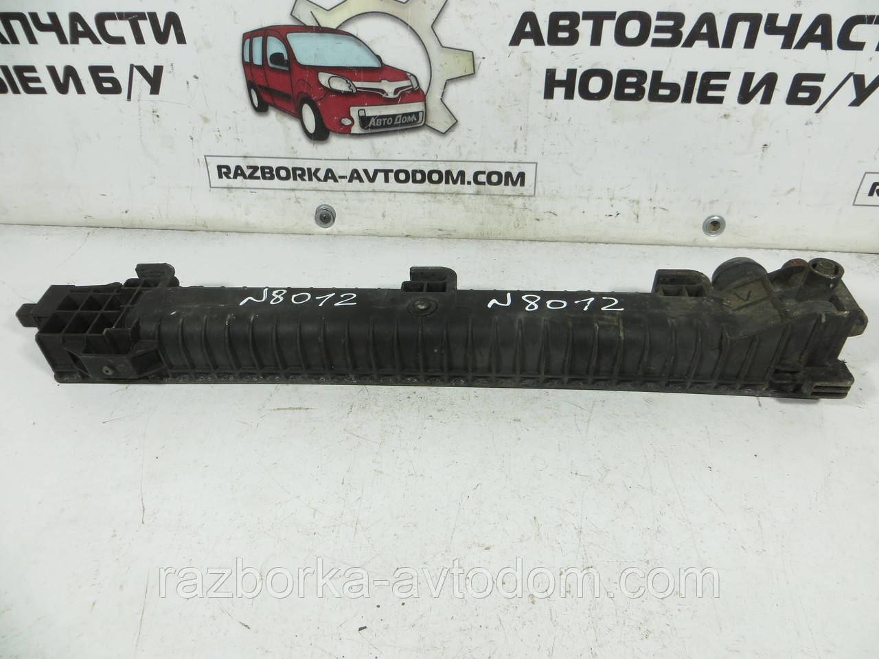 Бачок радіатора основного (охолодження) (маленький) МКПП 2.2CDI, 2.3 16 V, 2.3TD Mercedes Vito 638 (1996-2003