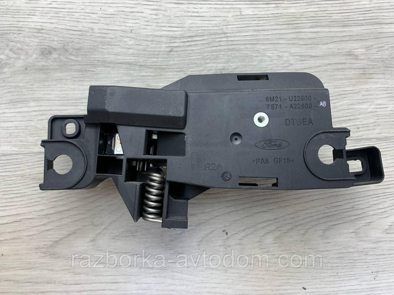 Ручка дверей внутрішня передня права Ford Mondeo (07-14) OE: 7S71A22600