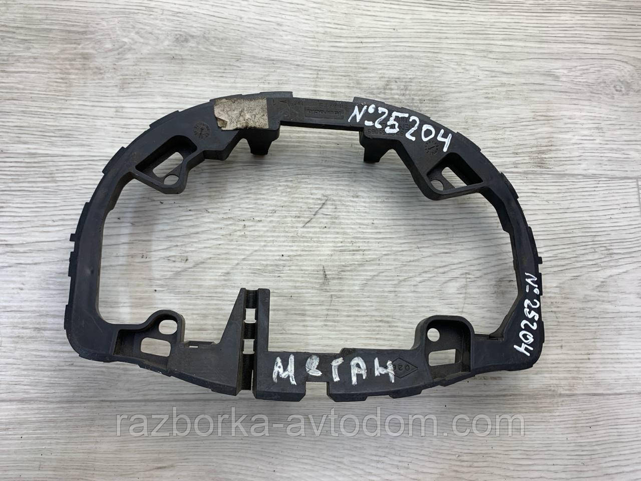 Кронштейн Renault Megane 2 (2003-2008) OE: 8200155865