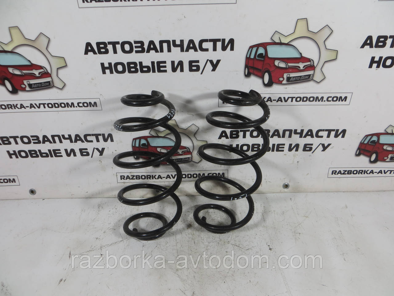 Пружина задня 5.5 витків D13,5 FIAT DOBLO (2009-2016) ОЕ: 51850393