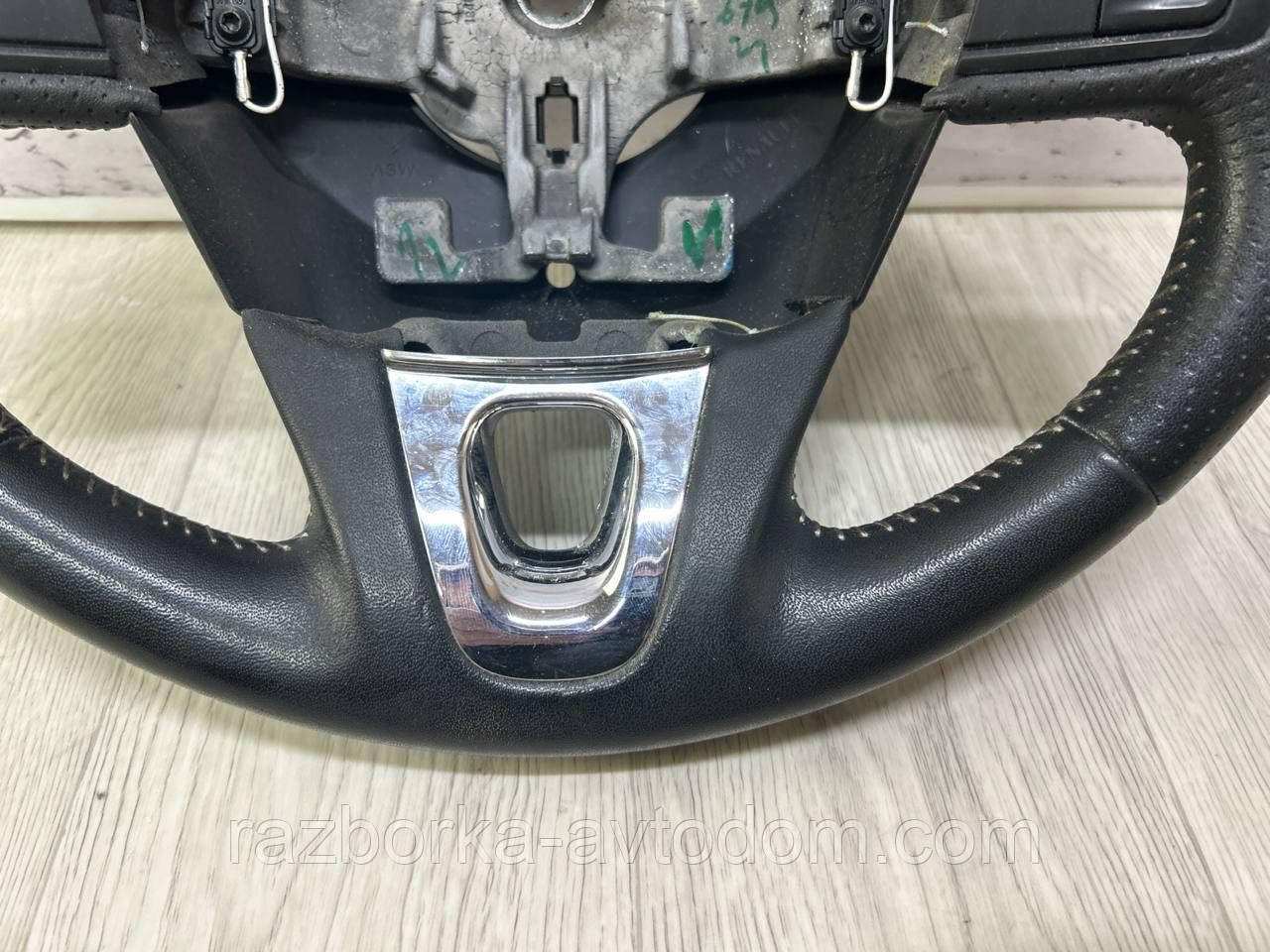 Кермо під (Airbag) Renault Scenic 3, Grand Scenic 3 (13-), Megane 3 OE:484003771r