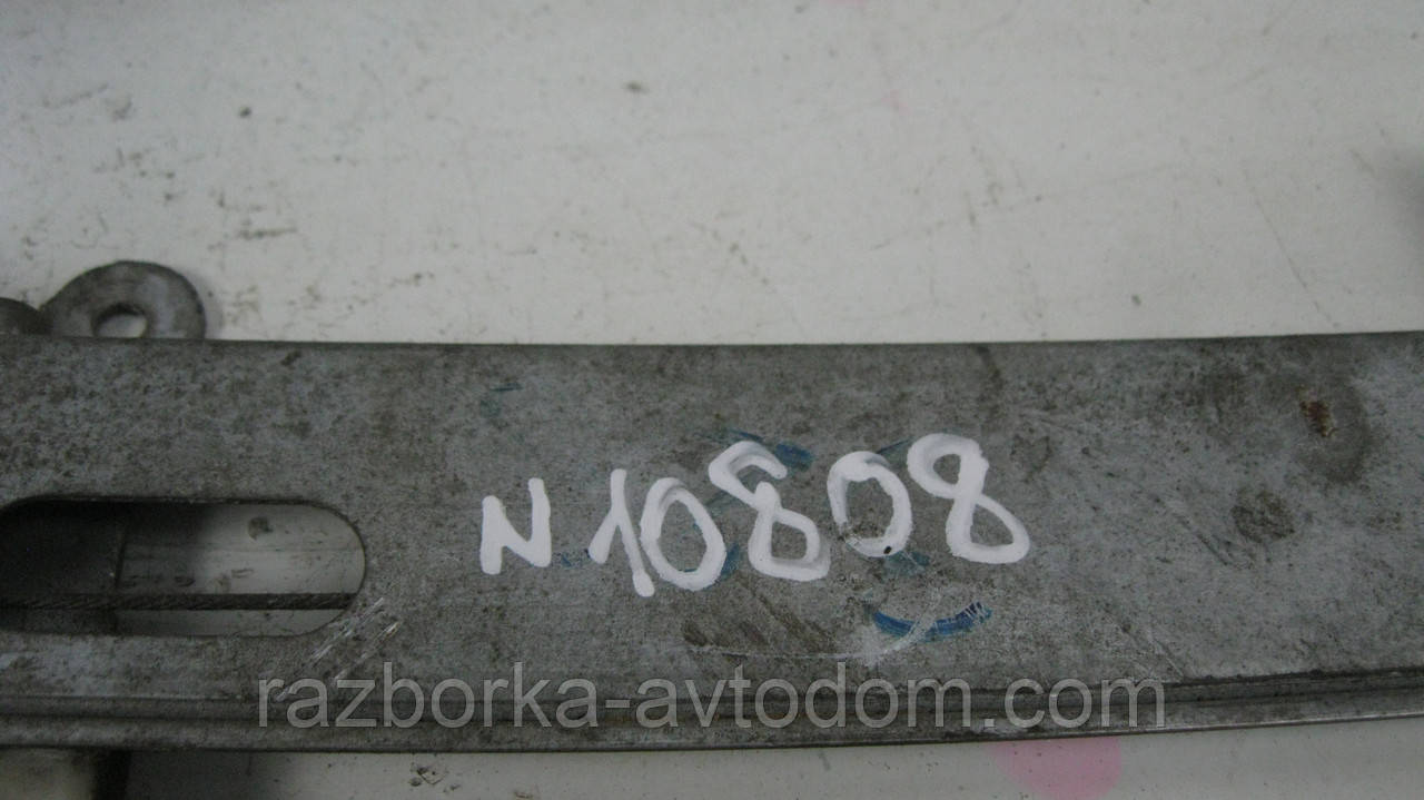 Склопідіймач передній правий (механічний) Mazda 323 BG (1989-1994) OE:B499-58-560A фото 2