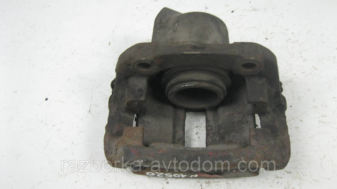 Суппорт передній лівий Renault 21, 19, 11, 9, Clio 1, Logan 1, Megan 1, Rapid, Sandero  OE:7701201769