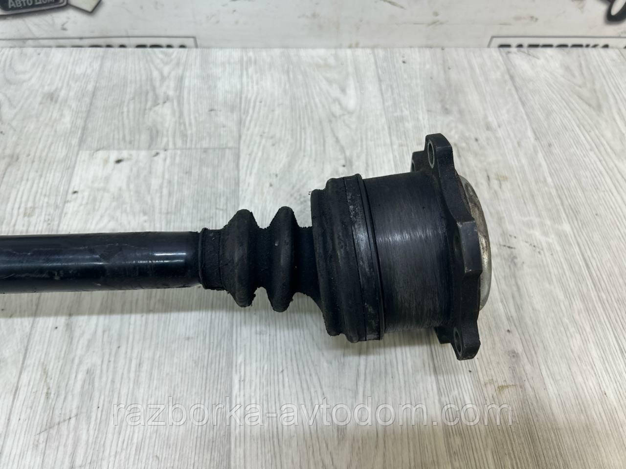 Напівось передня права (привод) 1,9TDI, 2,0TD Skoda Superb (02-08), VW Passat B5, Audi A4 B5 OE:3u0407272(38 шліців)