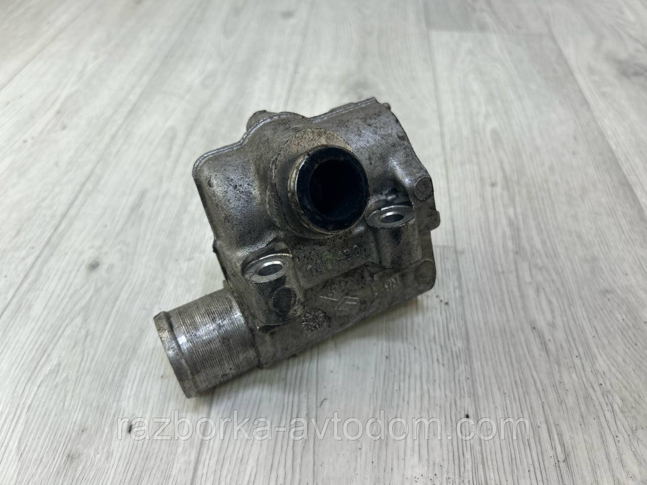 Корпус клапана EGR (тримач) 1.5DCI Renault Megane 2 (03-09) OE:8200255366