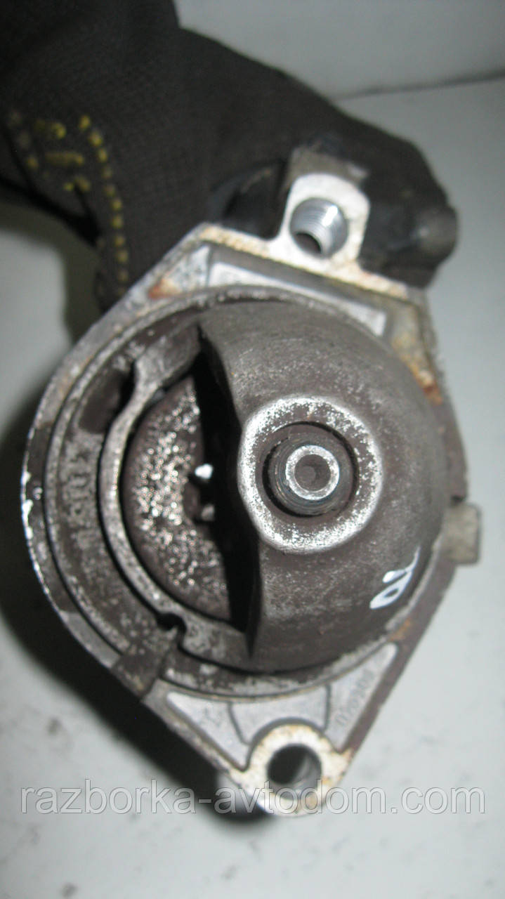 Стартер CS976 б/у ( Bosch) Opel Astra, Frontera, Omega, Sintra, Vecta, Zafira, Signum, Saab 9-3 (10 ЗУБ)