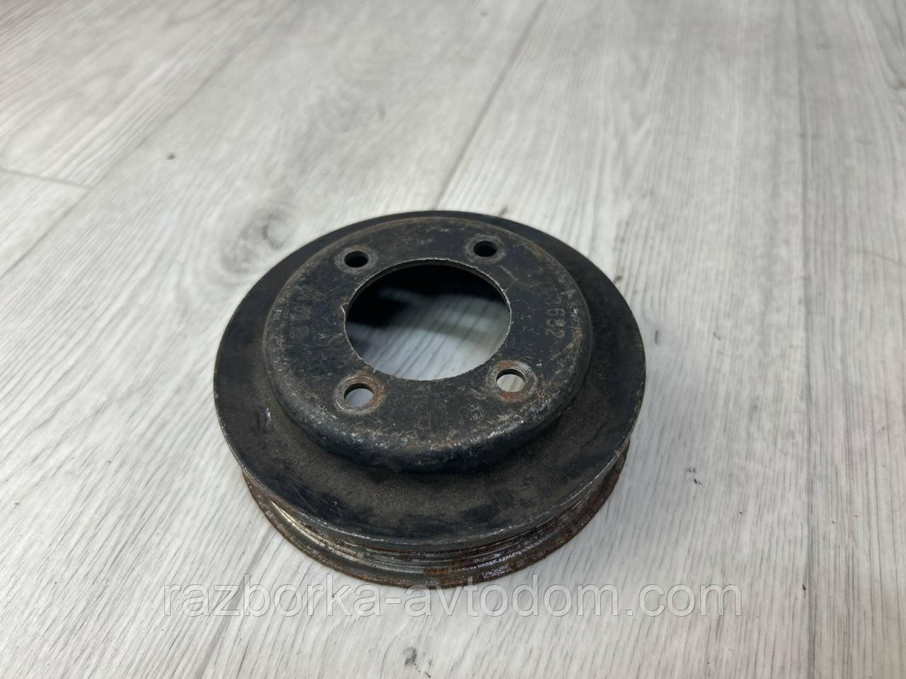 Шків помпи (5 струмків) BMW е39 м51 OE:2243682
