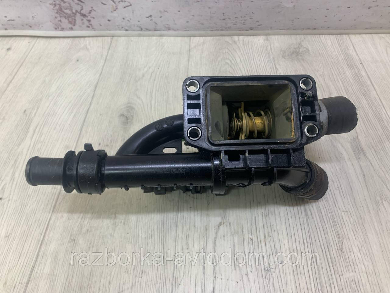 Корпус термостата 1.6HDI Fiat Scudo, Peugeot Expert, 308  (07-16) OE:1336AX