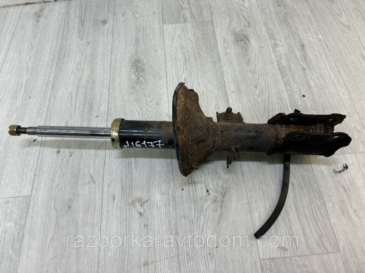 Амортизатор передній правий Hyundai Getz (02-10) OE:546601C600