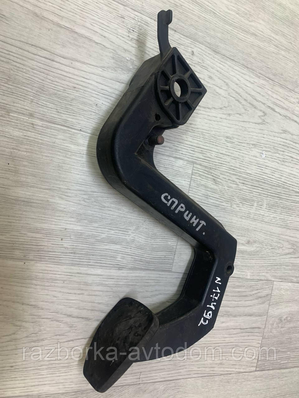 Педаль зчеплення Mercedes Vito W638, Sprinter, OE: A6382900316