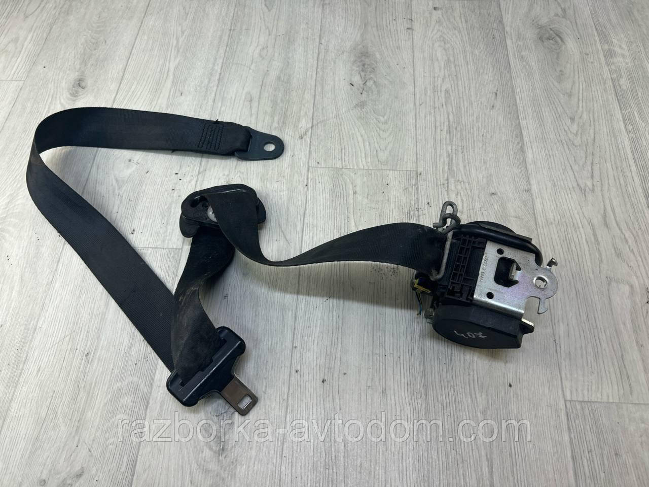 Ремінь безпеки передній правий Peugeot 407 (04-11) OE: B507743