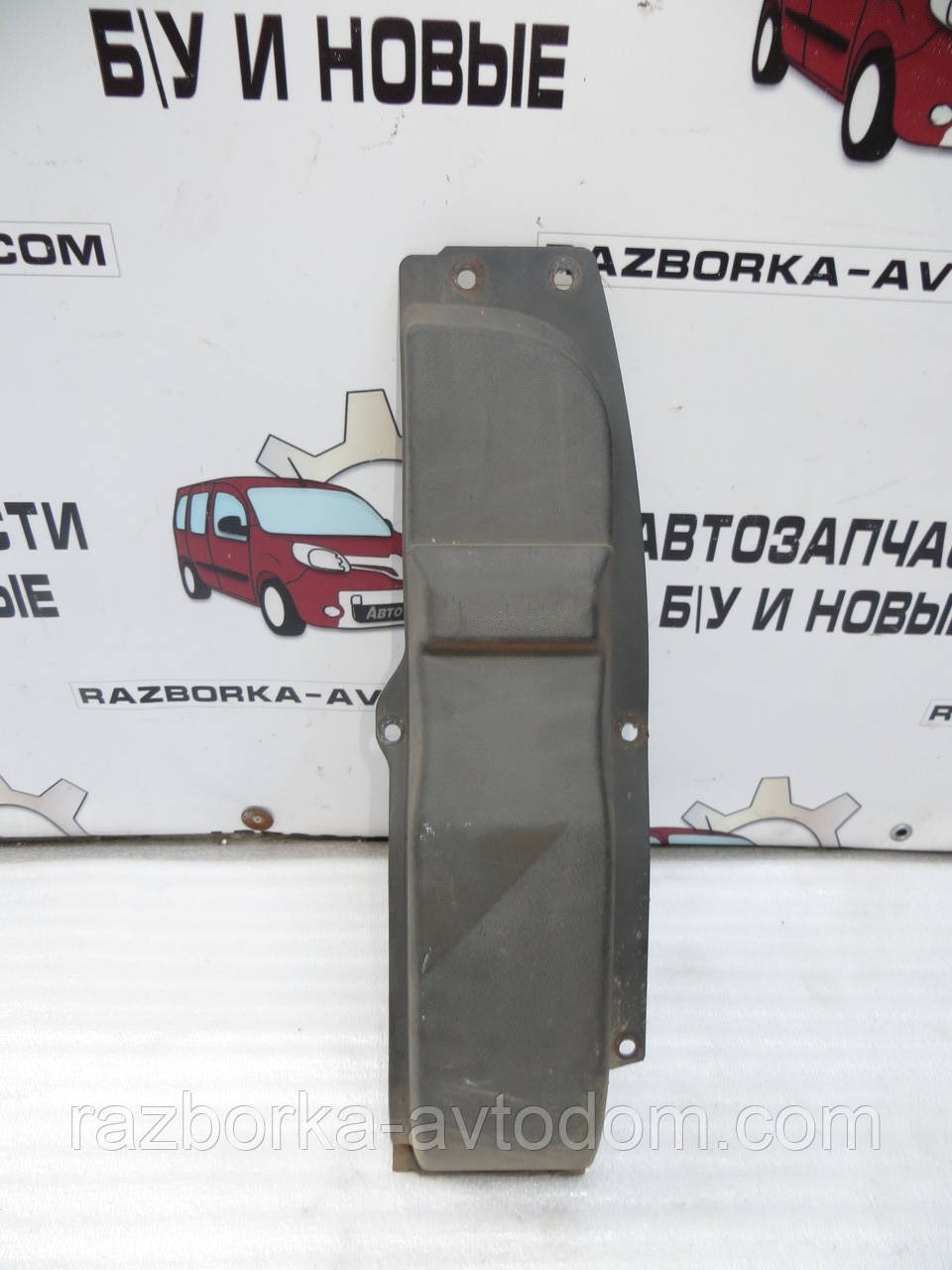 Накладка кузова передня права зовнішня Iveco Daily E3 (2000-2005) OE:500344632