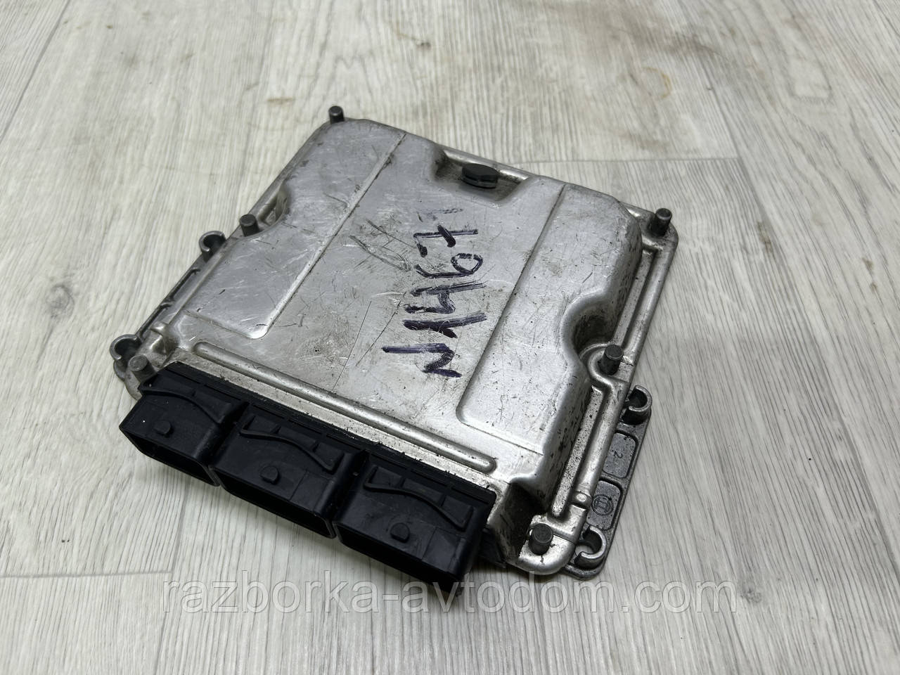 Блок керування двигуном (ЕБУ) Renault Trafic, Opel Vivaro, Primastar (2000-2014) 1.9DCI OE:8200118526