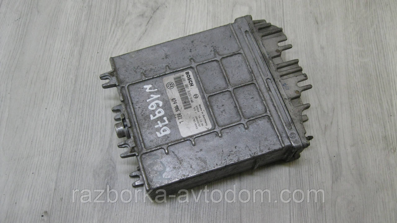 Електронний блок керування двигуном (ЕБУ) мізки VW T4 (1990-2003) 2.5TDI OE: 0281001639, 0281001640