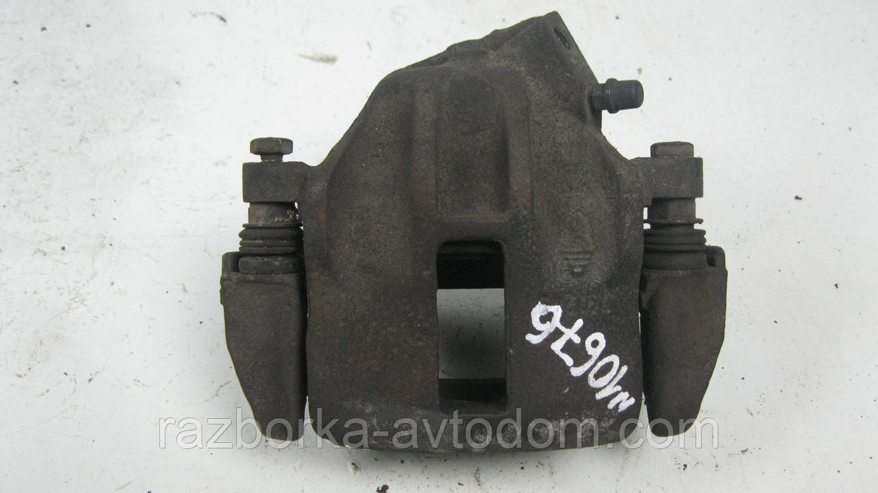 Суппорт передній лівий Fiat Croma (1986-1996) Lancia Thema (1984-1994), Alfa Romeo 146 (1994-1996) OE:793770
