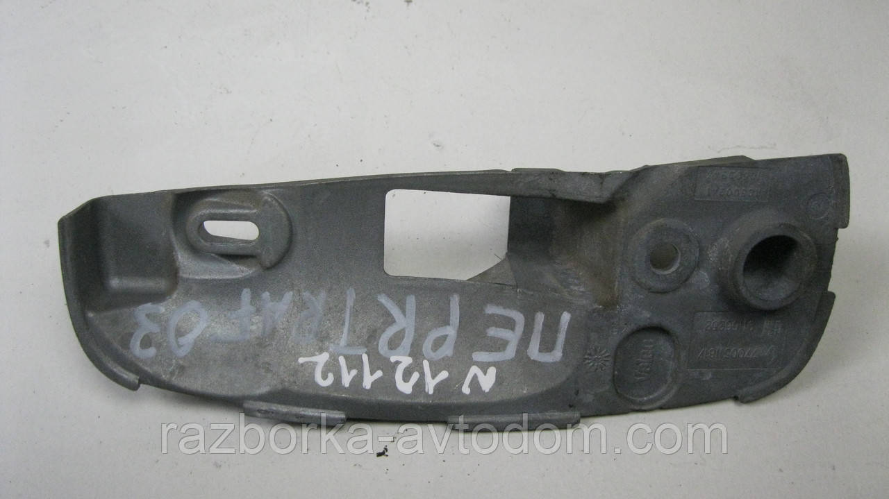 Корпус ручки передніх правих дверей Renault Trafic, Opel Vivaro, Nissan Primastar (2000-2014) OE:7700311817 фото 2