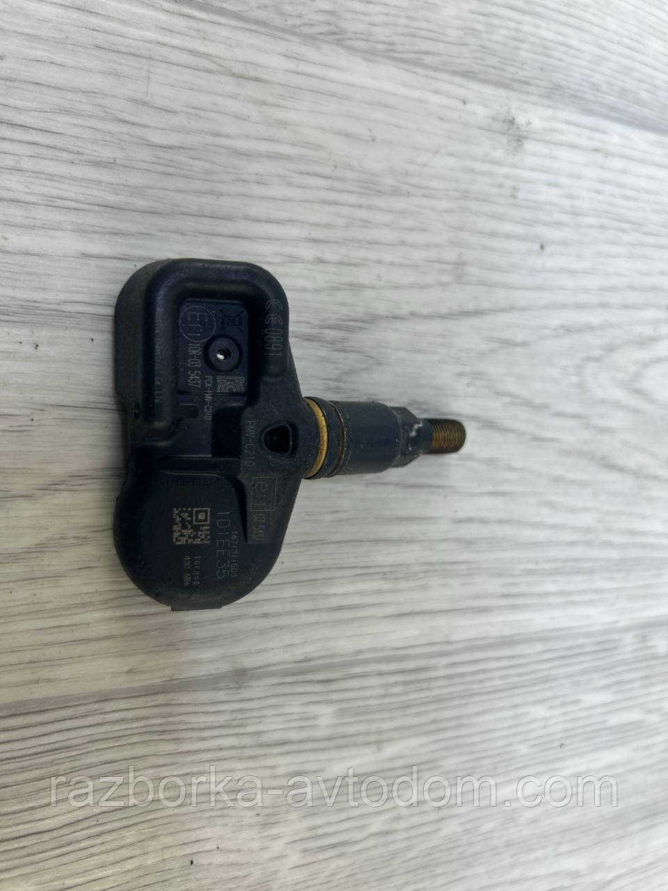 Датчик тиску в шинах Toyota Rav 4, Yaris, Versa, Lexus CT 200H OE:10r-035437,10r035437