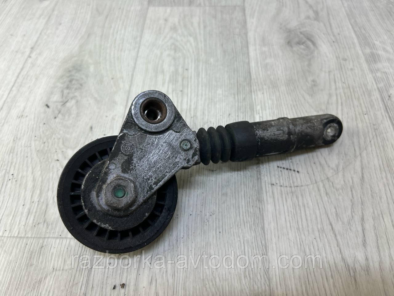 Натягувач ременя генератора Skoda Superb 1, VW Golf 4, Passat B5, Audi A4, A6 OE:F-23470909