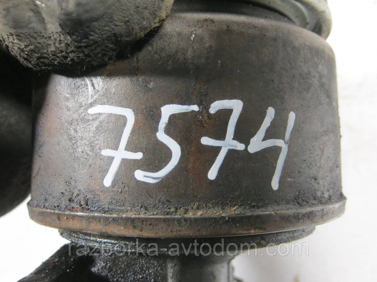 Теплообмінник з кронштейном FORD TAUNUS (1979-1982) ОЕ: 78TM6B856AA