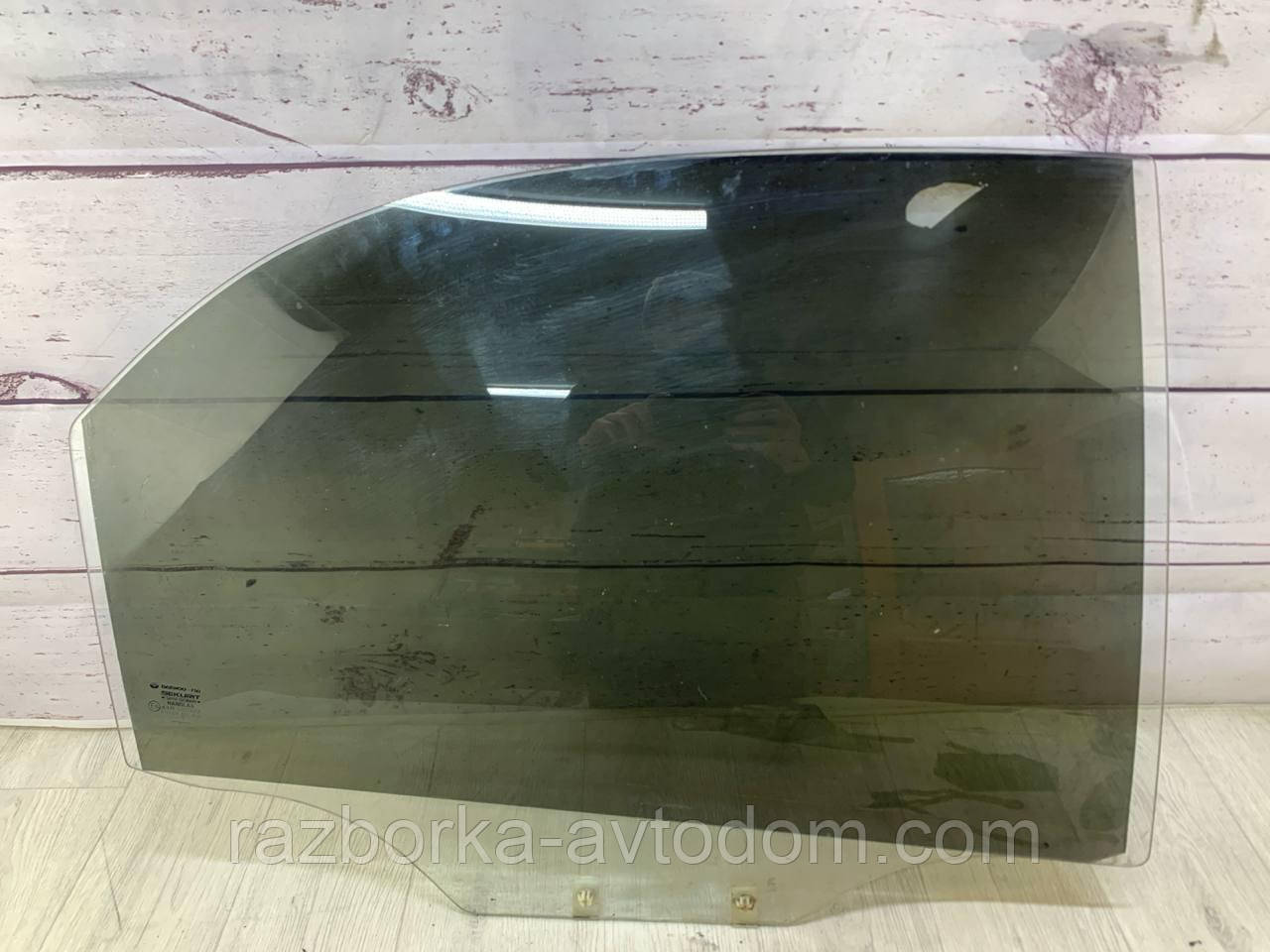 Скло дверне заднє праве (сідан) Daewoo Lanos / Sens OE: К1910662