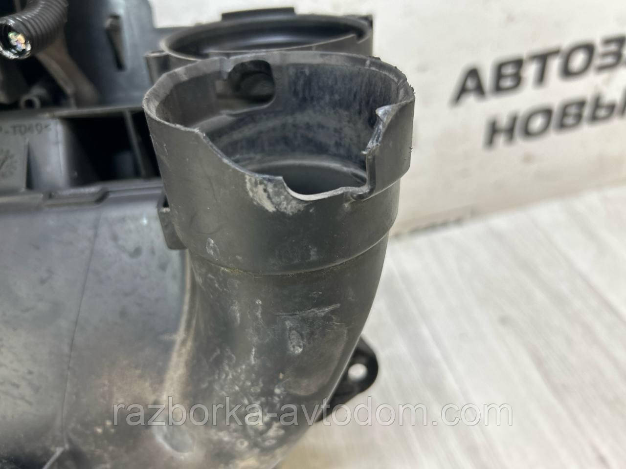 Корпус повітряного фільтра 1.4 HDi (8HR), 1.6 HDi (9H06) Peugeot 308 (07-), 308, 508, 508, Citroen C4 OE:967306108 Дефект