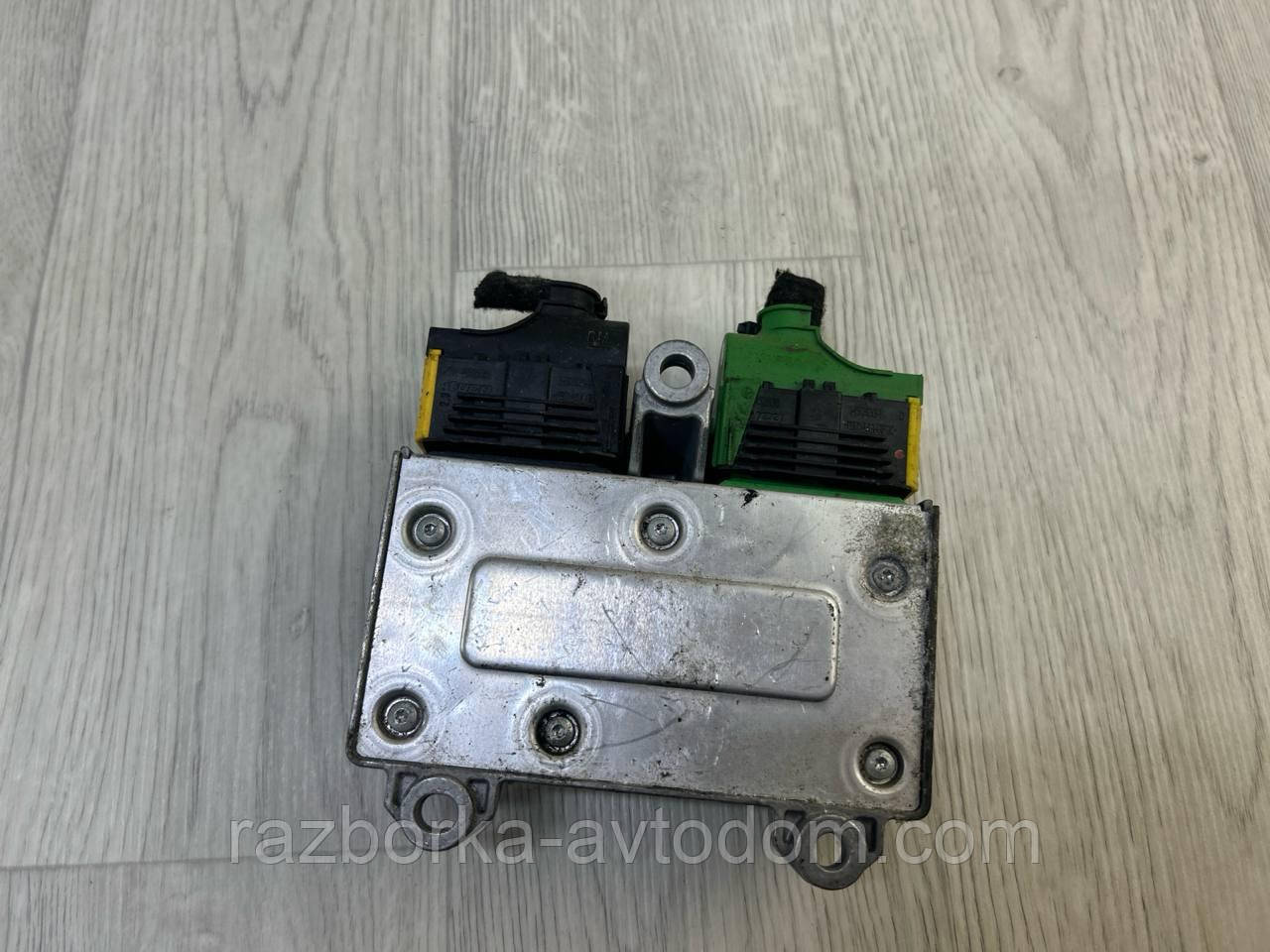 Блок керування Airbag Opel Zafira B (2005-2011) OE:13288173
